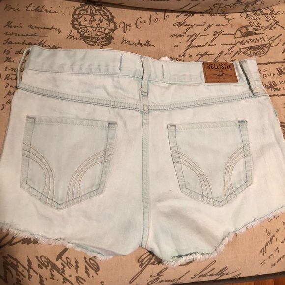 Hollister Light Mint High Waisted Crochet Lace Jean Shorts - Picture 3 of 4